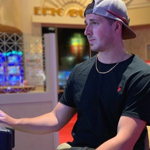 Meet your Posher, Justin